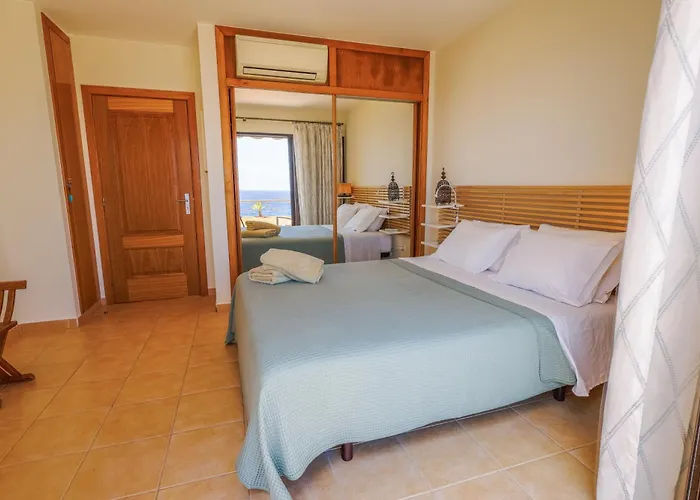 Pedra Do Jota * Letterkenny