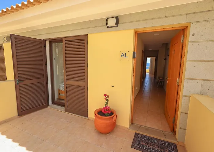 Pedra Do Jota * Letterkenny